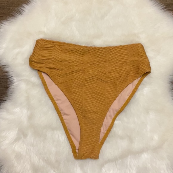 🌼FOR BUNDLE ONLY 🌼Cotton On Body Bikini Set 🌼 - Picture 5 of 14